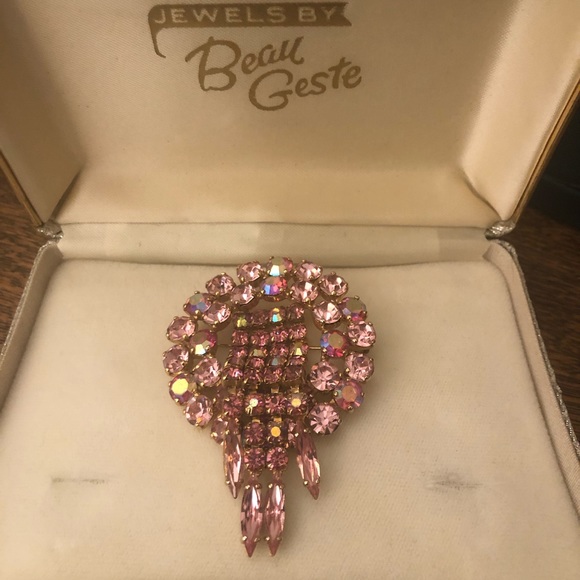 Meet your Posher, Alex - Picture 14 of 15